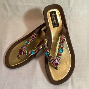 Sandals Gold Gem Studded Flip Flop Style Shoes Grandco Women's Size 7